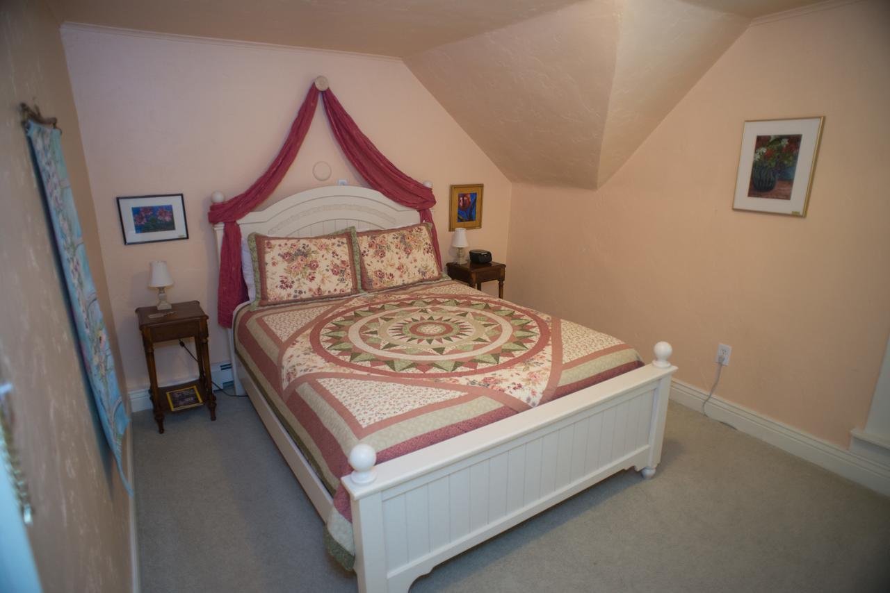 Willow Pond Bed And Breakfast Grand Junction Eksteriør billede